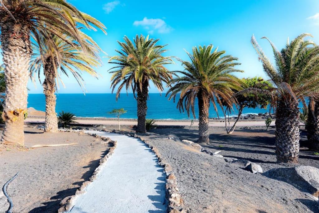 Pequeno Bungalow Firt Line Of The Sea Costa Teguise Buitenkant foto