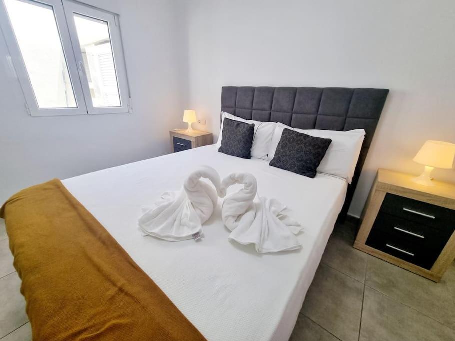 Pequeno Bungalow Firt Line Of The Sea Costa Teguise Buitenkant foto